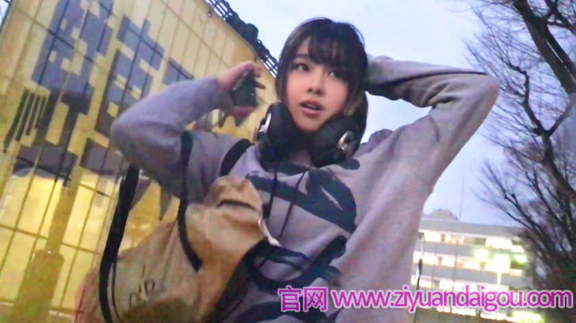 326SPOR-013搭讪实现梦女学生